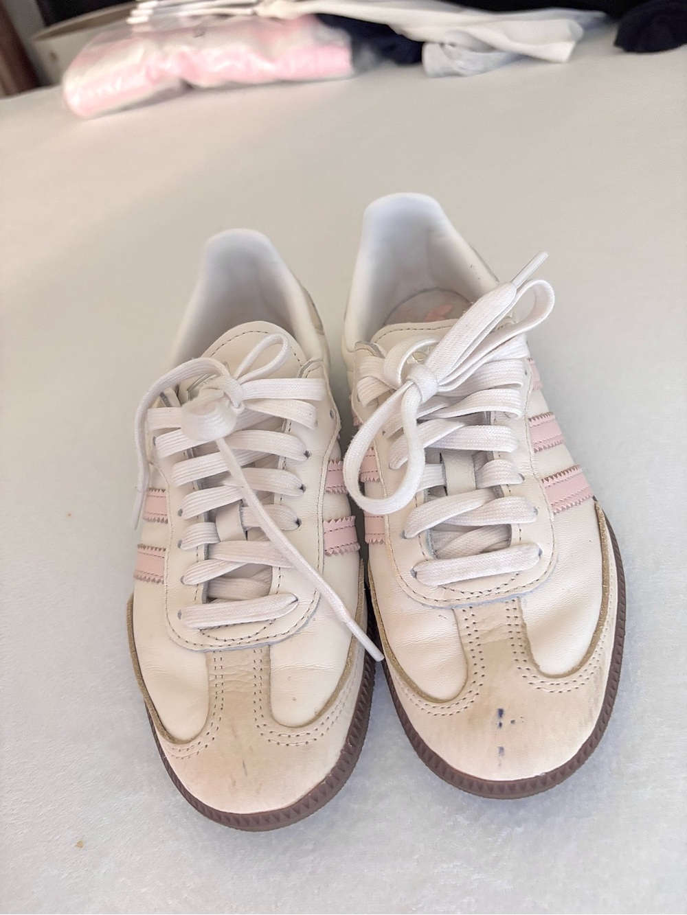 Adidas Originals Samba OG Sneakers in White and Light Pink - Picture 15 of 16